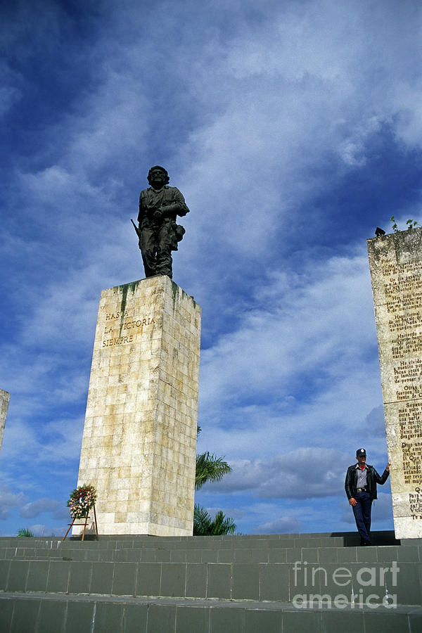 Che Guevara Memorial Santa Clara Cuba Photograph by James Brunker