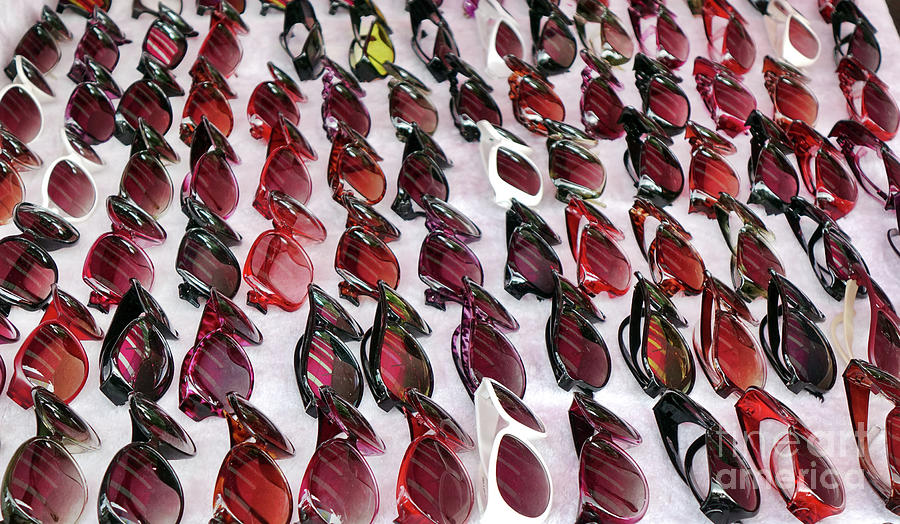 Cheap Sunglasses for Sale by Yali Shi Cheap Sunglasses for Sale by Yali Shi