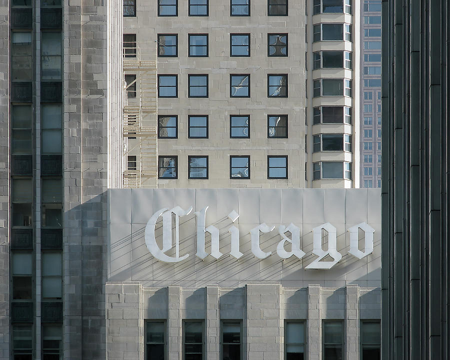 Chicago -- Chicago Tribune Tower in Chicago, Illinois Photograph by Darin Volpe