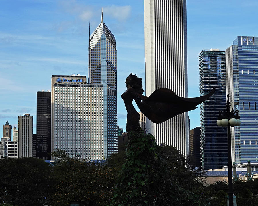 Chicago Illinois Angel Statue overlooking the City Chicago Skyline Photograph by Toby McGuire