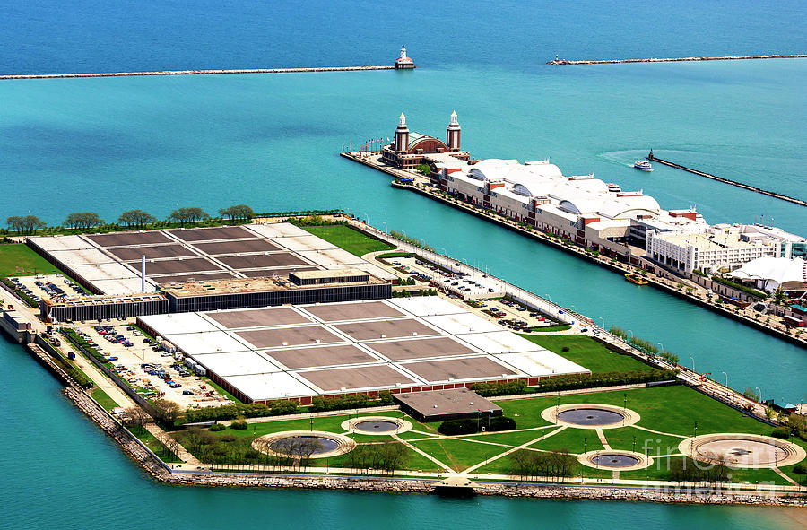 Chicago Navy Pier and Jardine Water Plant Photograph by John Rizzuto ...