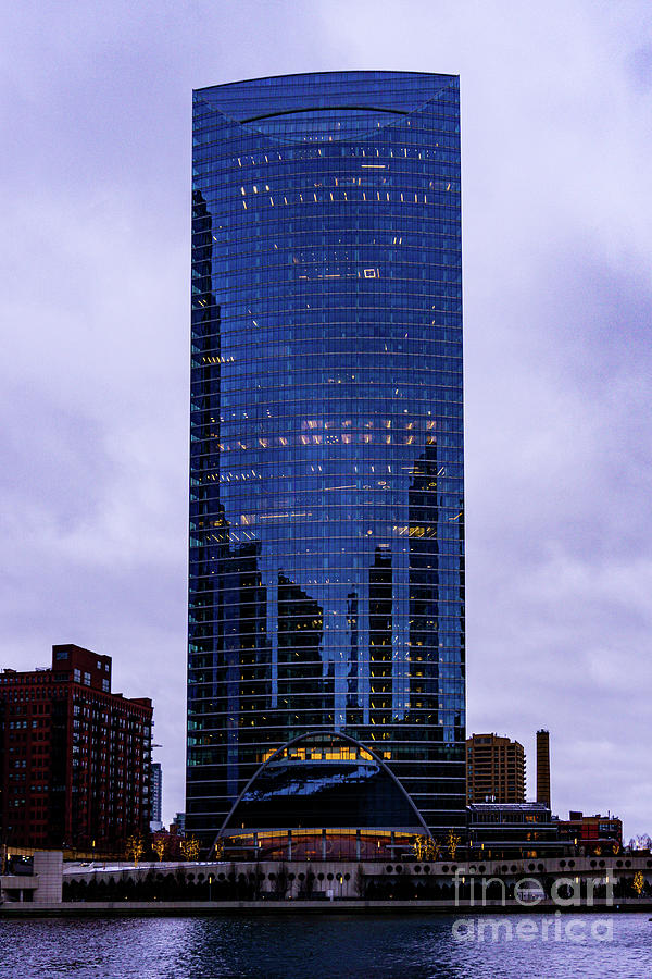 Chicago River Point Building Photograph by Dan Dunn - Pixels