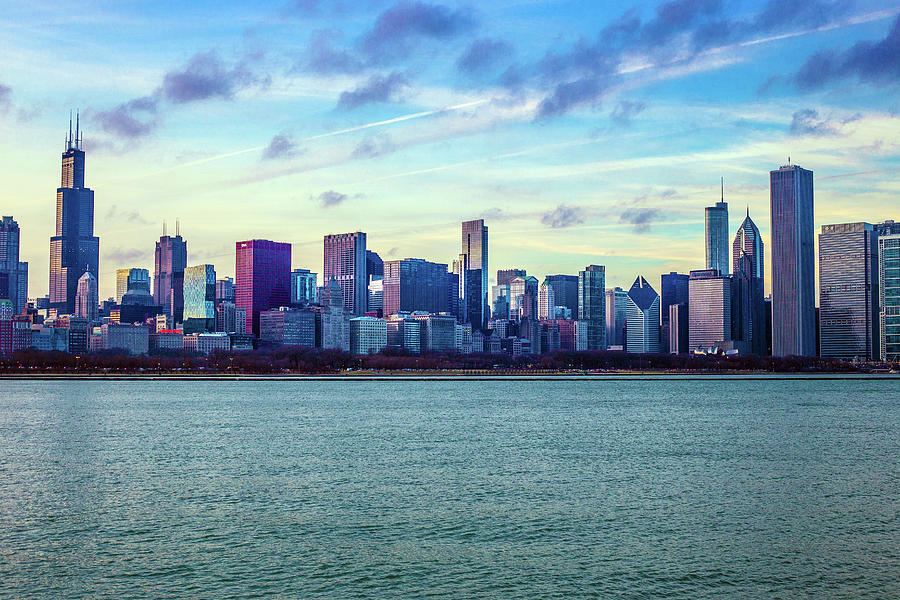 Chicago Mixed Media - Chicago Skyline by Ed Trickett