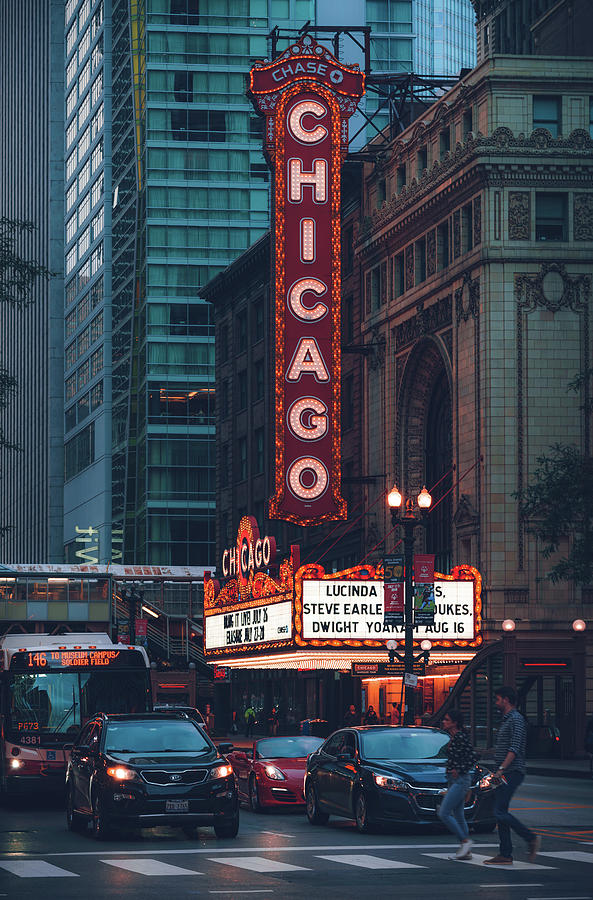 Chicago Theater Photograph by Nisah Cheatham