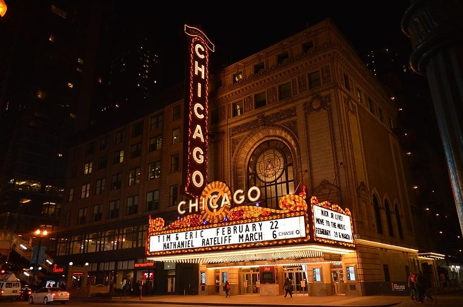 Chicago Theatre on State Photograph by Samantha Zarate - Fine Art America