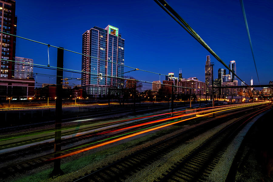 Chicago trains and Skyline Photograph by Sven Brogren