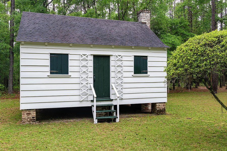 Chicora Wood Plantation Slave Cabin, Plantersville, South Carolina Photograph by Dawna Moore Photography