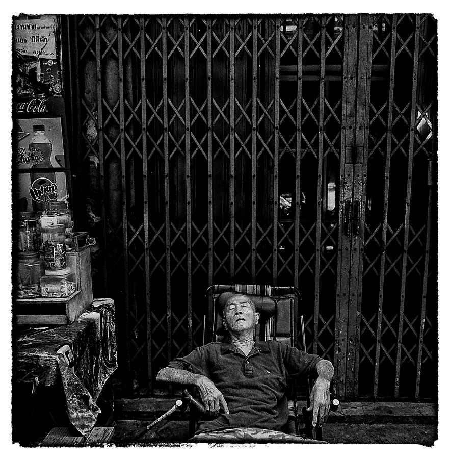 Chinatown nap Photograph by David Longstreath