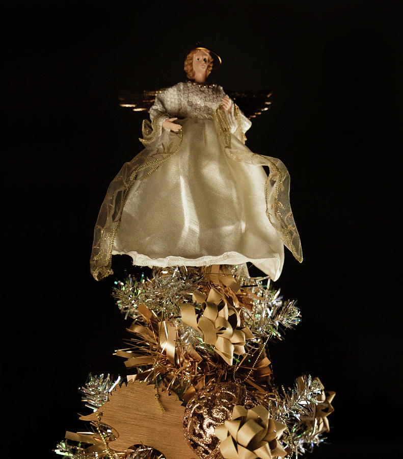 Christmas Angel Treetopper Photograph by Sandi OReilly