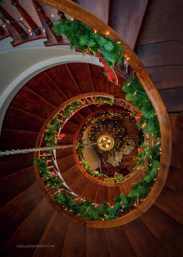 Christmas Circular Staircase Photograph by LeeAnn McLaneGoetz McLaneGoetzStudioLLCcom