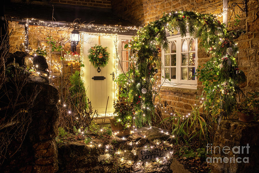 Christmas Cottage Great Bourton Oxfordshire Photograph by Tim Gainey