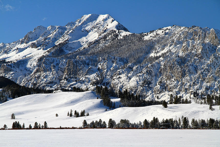 Christmas Day Sawtooth Mountains Photograph by Ed Riche