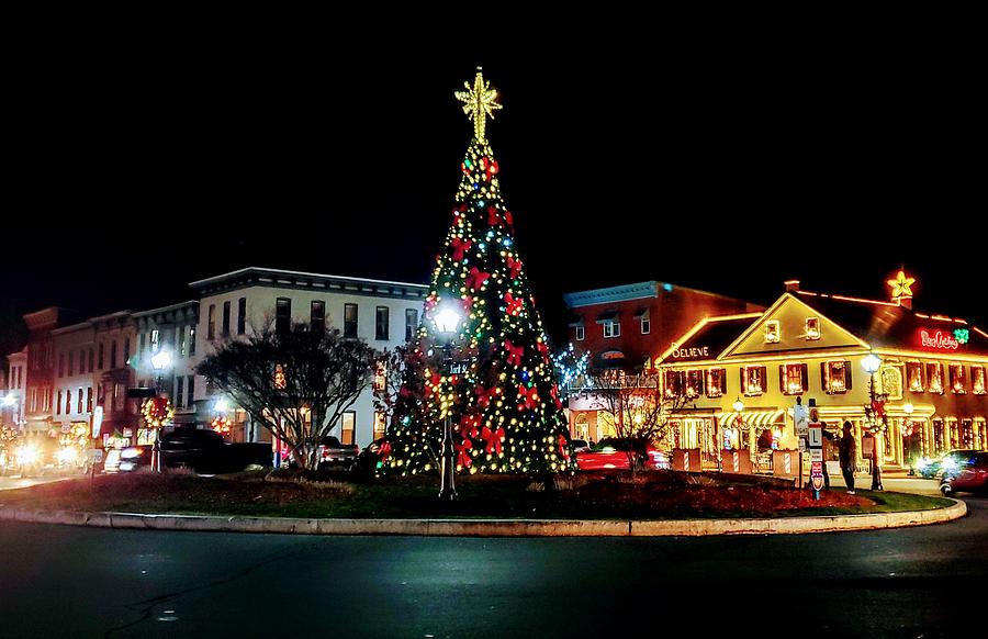 Christmas in Gettysburg Photograph by Paul Kercher