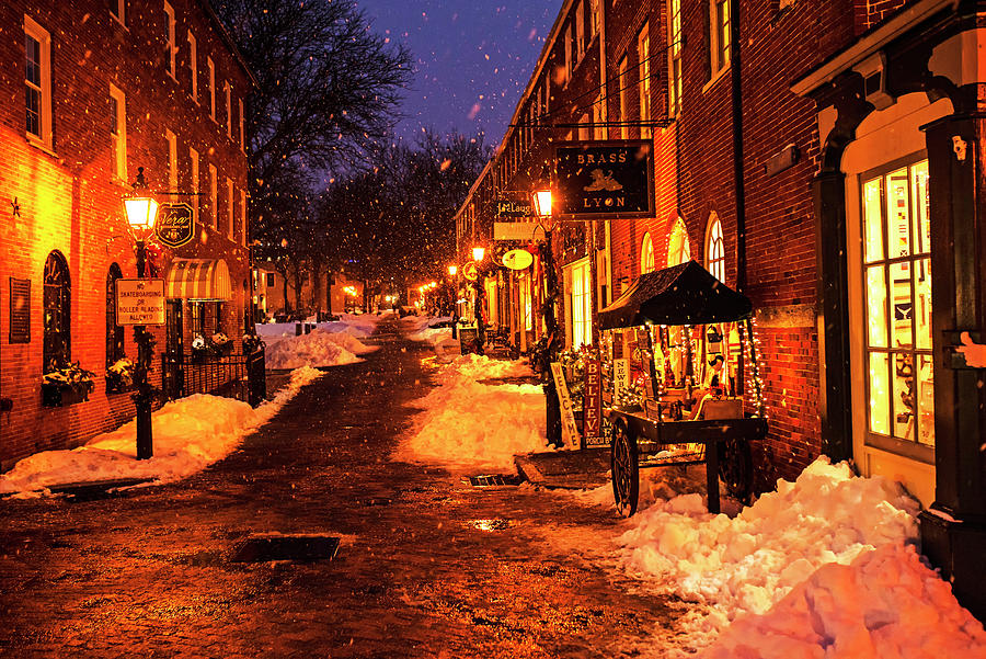 Christmas Lights in Newburyport Massachusetts Photograph by Toby
