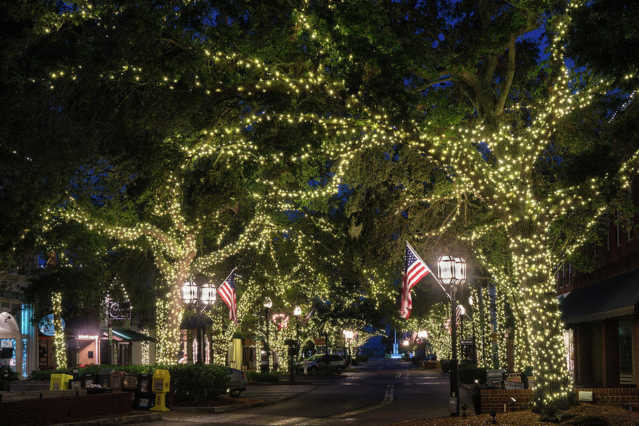 Christmas on Centre Street, Amelia Island, Florida Photograph by Dawna Moore Photography