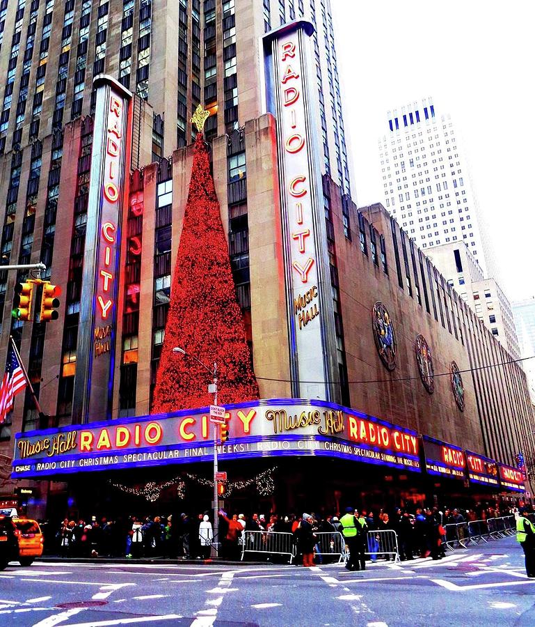 Christmas Spectacular at Radio City Music Hall Photograph by Cathleen ...