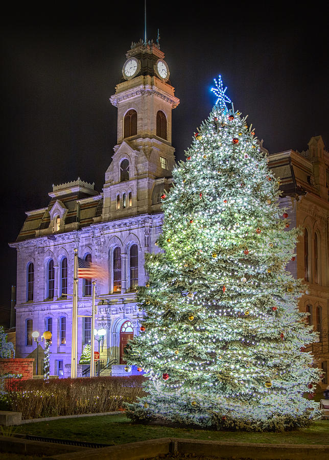 Christmas Time in Oswego Photograph by Rod Best