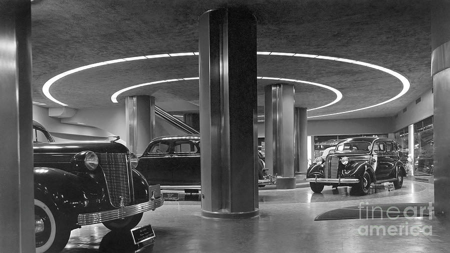 Chrysler Showroom, 1936 Photograph by Samuel Gottscho