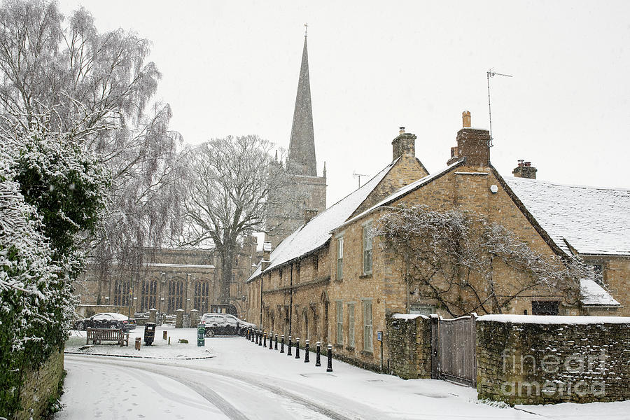 Church Lane Burford in the Snow Photograph by Tim Gainey