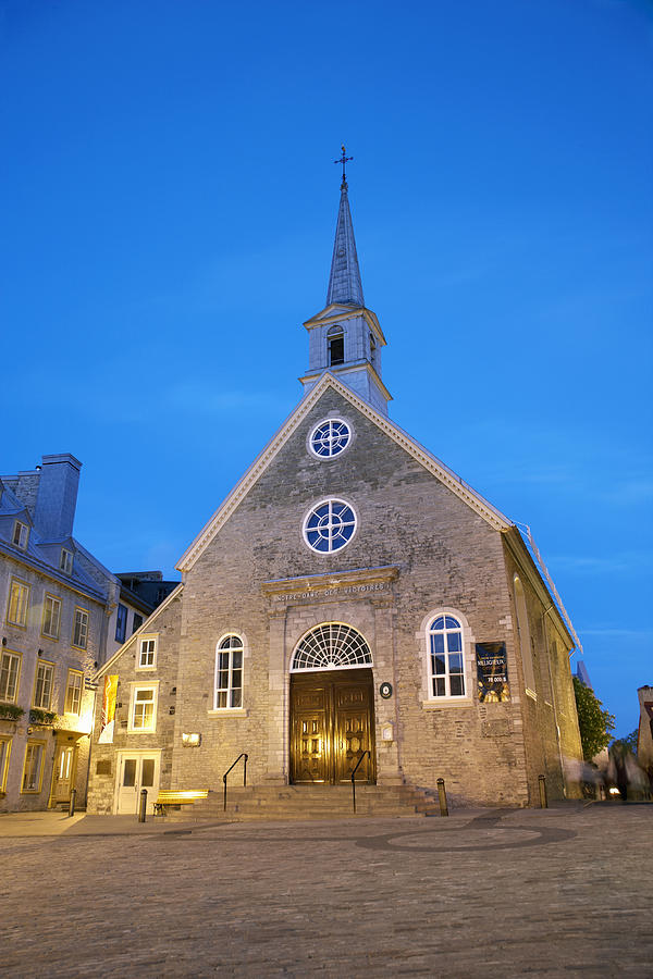 Church of Notre-Dame-des-Victoires Photograph by Guy Vanderelst