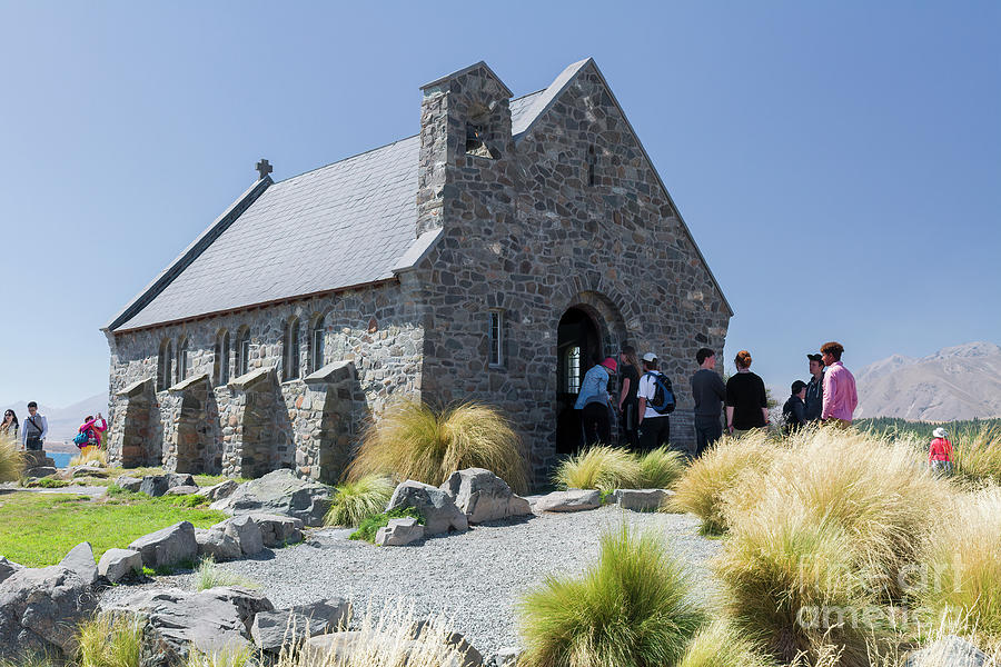 Church of the Good Shepherd, Lake Tekapo, New Zealand Photograph by Elaine Teague