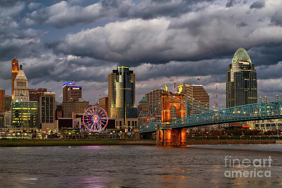 Cincinnati Ohio Skyline Photograph by Teresa Jack