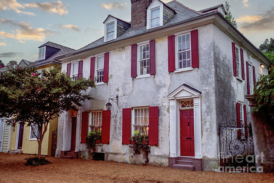 Circa 1740 - Pirate House - Charleston South Carolina Photograph