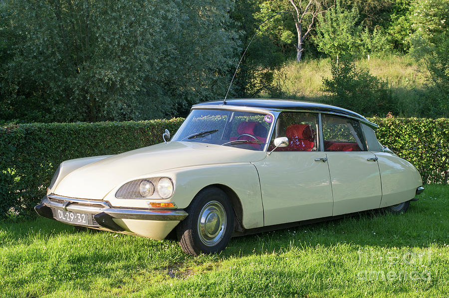 Citroen DS Photograph by Bryan Attewell