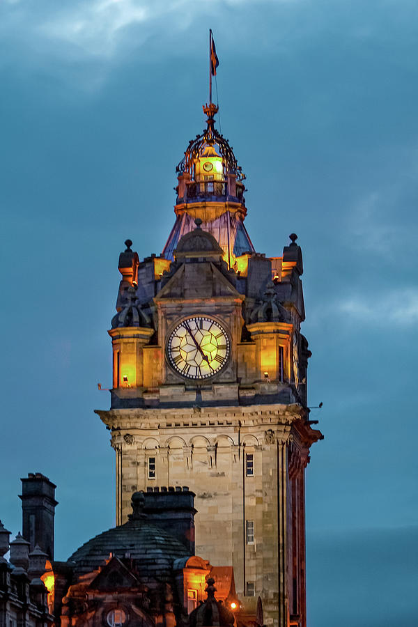 City of Edinburgh Scotland - The Balmoral Digital Art by SnapHappy Photos