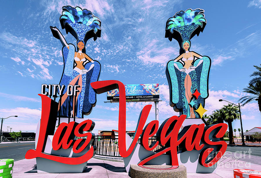 City Of Las Vegas Sign Post Card Photograph by Aloha Art