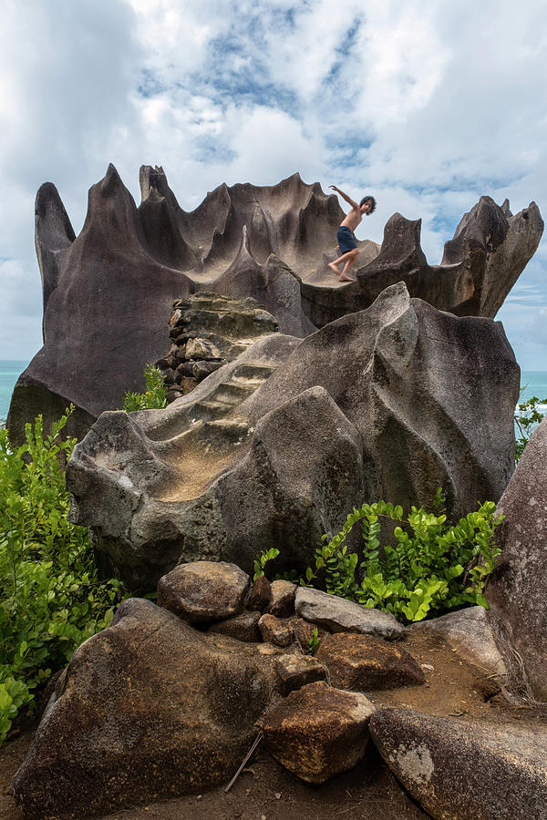 Clamshell Rock, Moyenne Island Photograph by Dubi Roman