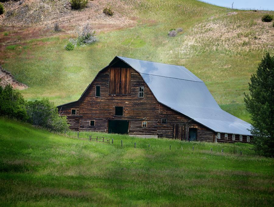 Classic Barn Photograph by Marty Koch