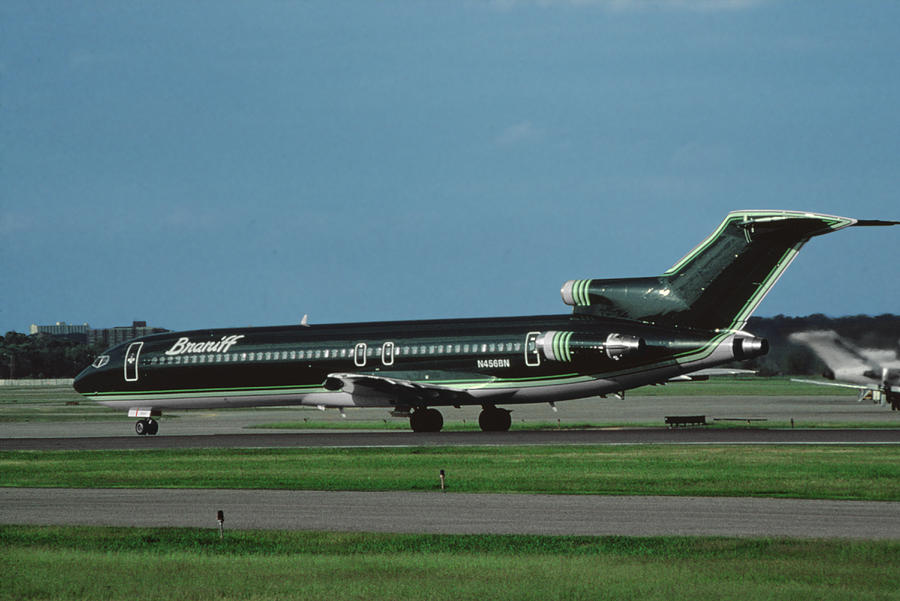 Classic Braniff Airways Boeing 727 at Minneapolis Photograph by Erik Simonsen