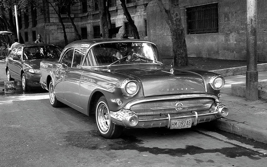 Classic Buick 1950s in Havana Photograph by RicardMN Photography