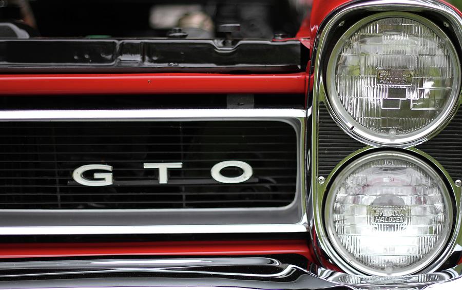 Classic GTO Front  Photograph by Dan Sproul