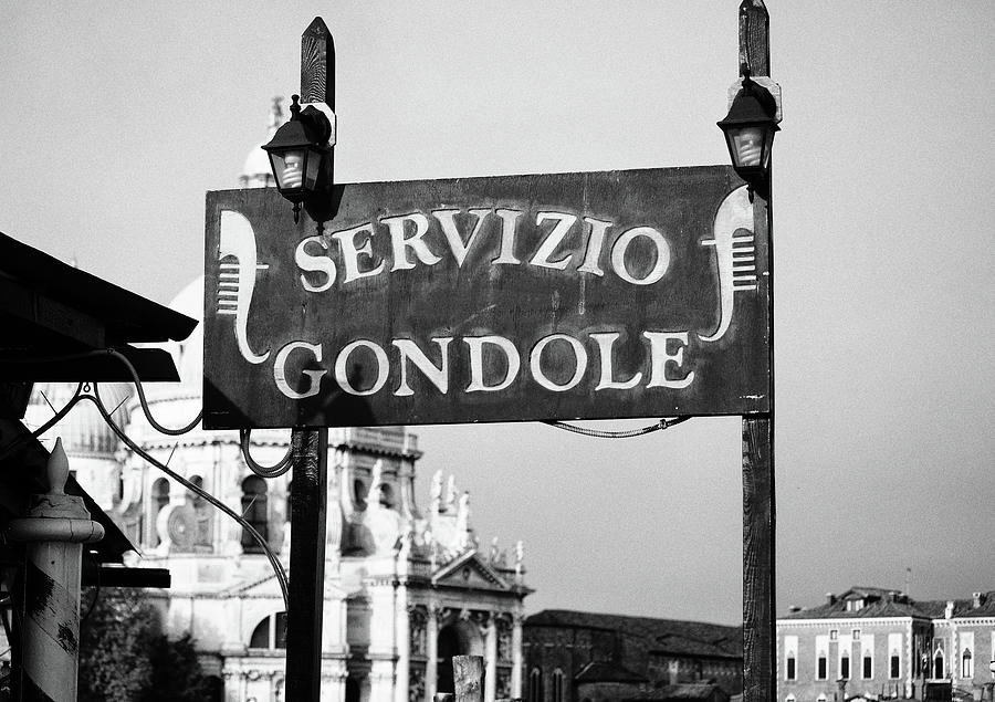 Classic Servizio Gondole Sign - Gondola Service - Venice Italy B Photograph by Shawn OBrien