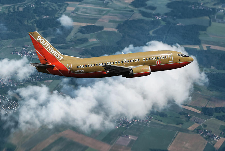 Classic Southwest Airlines Boeing 737 Mixed Media by Erik Simonsen