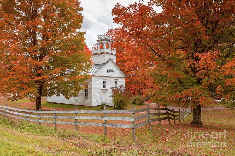 Classic White New England Church Vermont Autumn Photograph by Edward Fielding