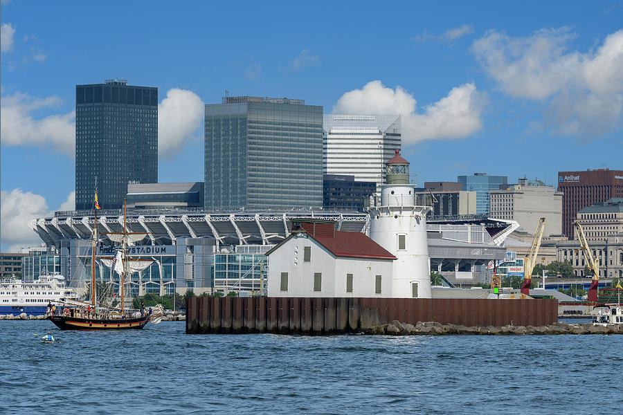 Cleveland Lighthouse and Tall Ship St. Lawrence II Photograph by Paul Giglia