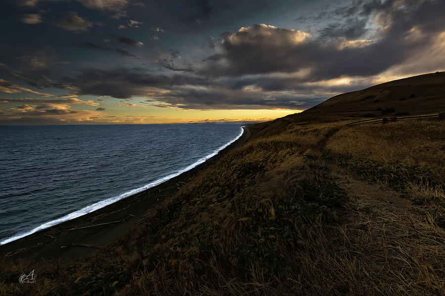 Cliffs of South Beach Photograph by Thomas Ashcraft