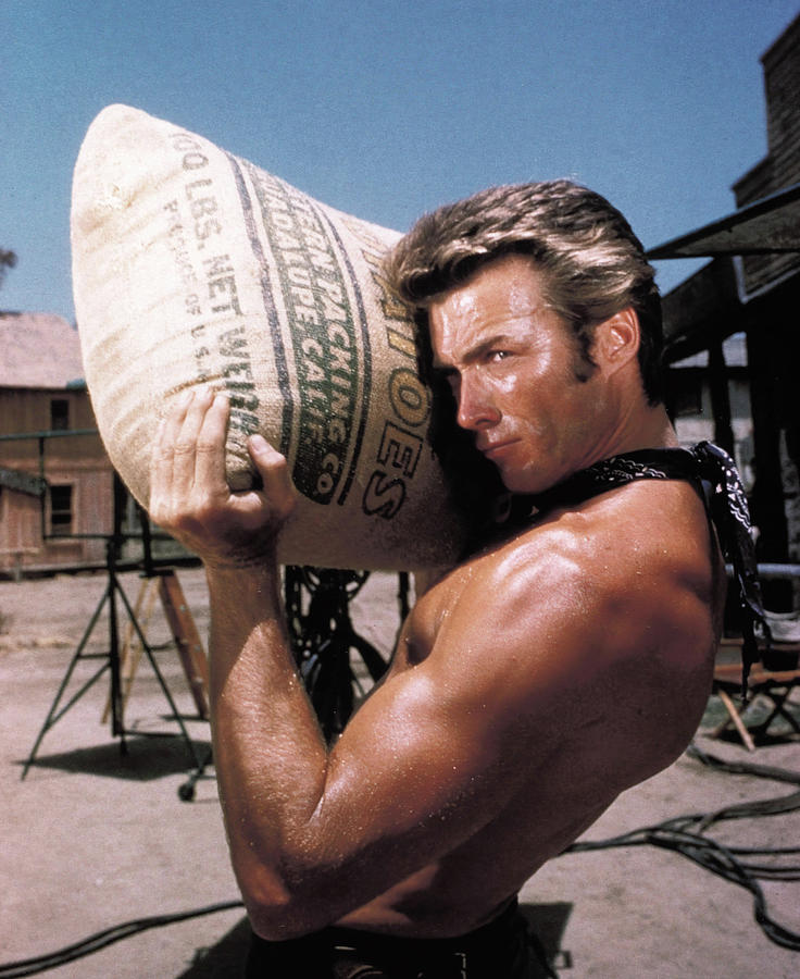 CLINT EASTWOOD in RAWHIDE -1959-. Photograph by Album