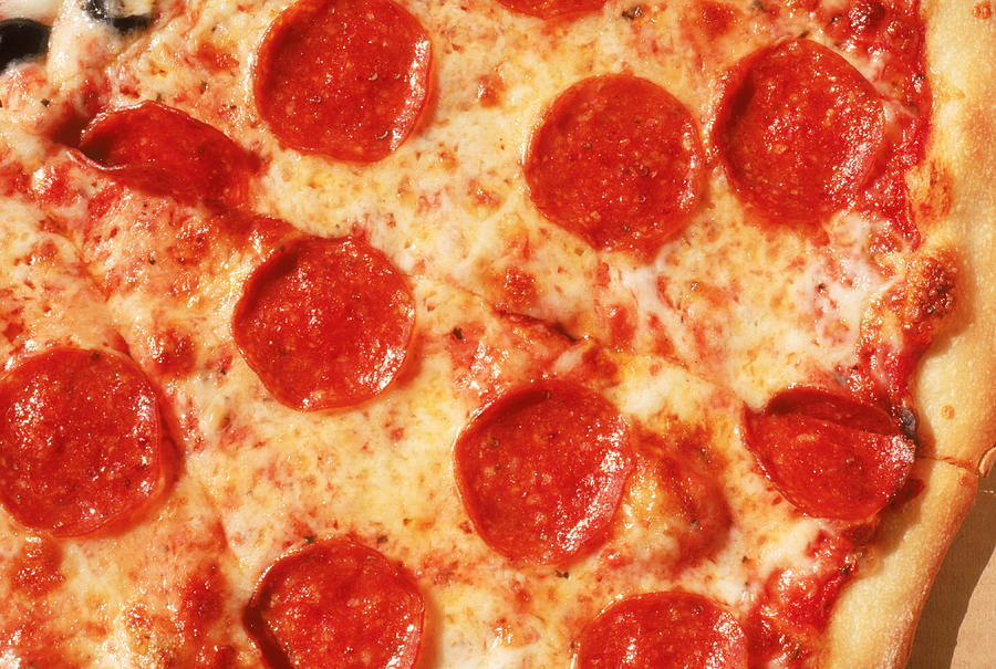 Close-up of pepperoni pizza Photograph by Mitch Diamond