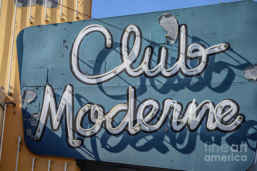 Vintage Photograph - Club Moderne Anaconda Montana Bar by Edward Fielding