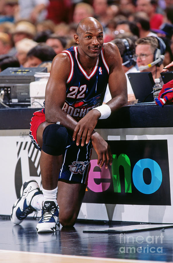 Clyde Drexler Photograph by Rocky Widner