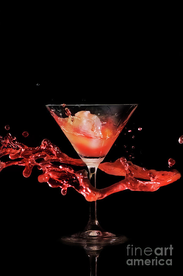 Cocktail Splash Photograph