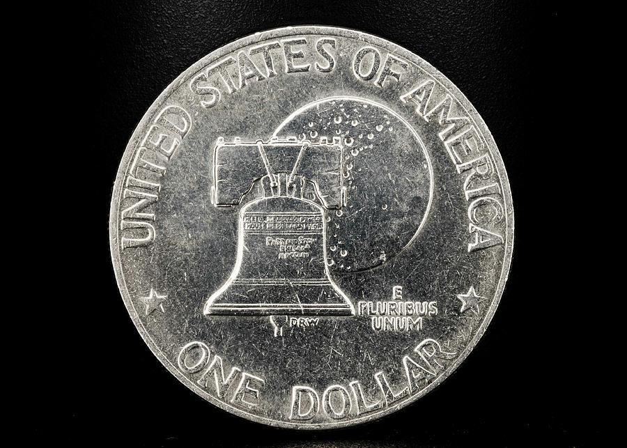 Coin Collecting - 1776-1976 Ike Eisenhower Dollar Liberty Bell Side Photograph by Amelia Pearn Coin Collecting - 1776-1976 Ike Eisenhower Dollar Liberty Bell Side Photograph by Amelia Pearn
