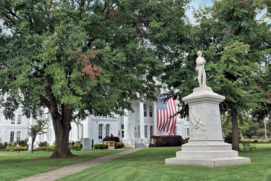 Colbert County Courthouse - Tuscumbia Alabama 3 Photograph by John ...