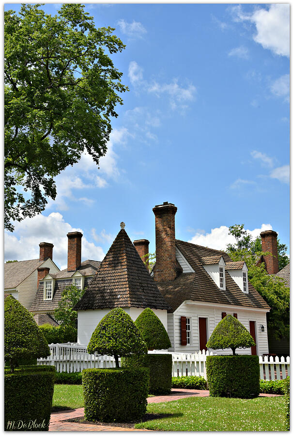 Colonial Elegance Photograph by Marilyn DeBlock - Fine Art America