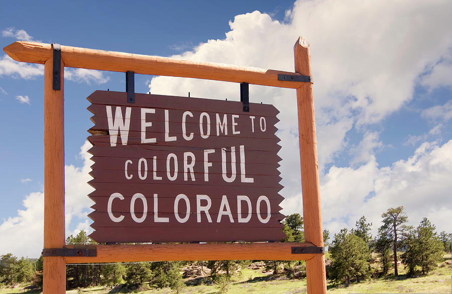Colorado Welcome Sign Photograph by Bob Pardue