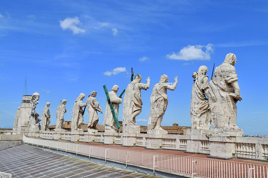 Colossal Statues Atop St. Peters Photograph by Jim Albritton